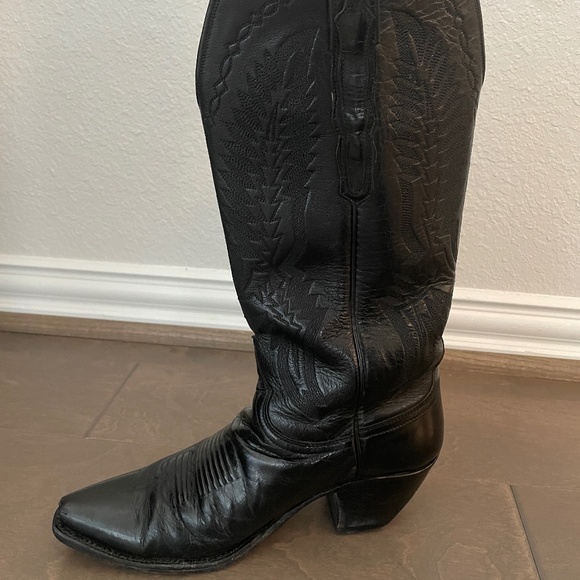 Lucchese Handmade Cowboy Boots - Picture 10 of 11